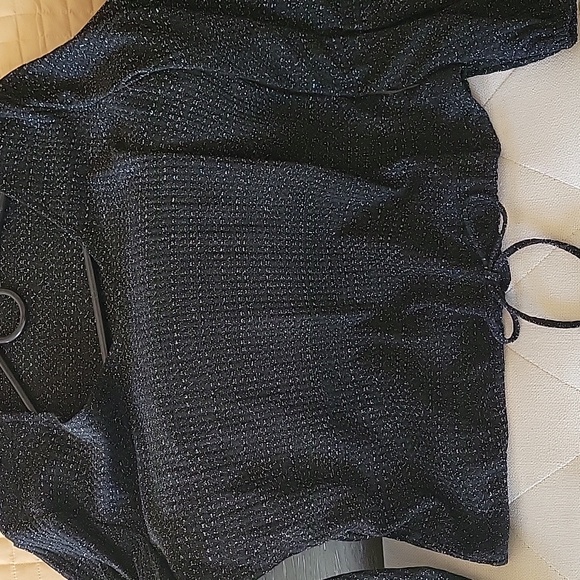 Sweater - Picture 5 of 5